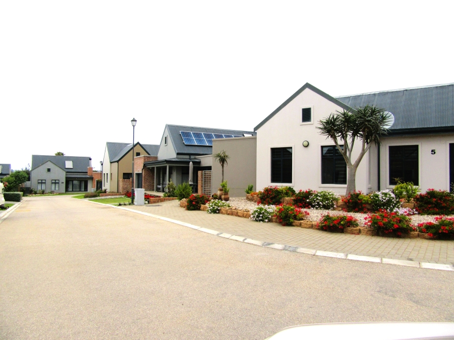 3 Bedroom Property for Sale in Hartenbos Central Western Cape